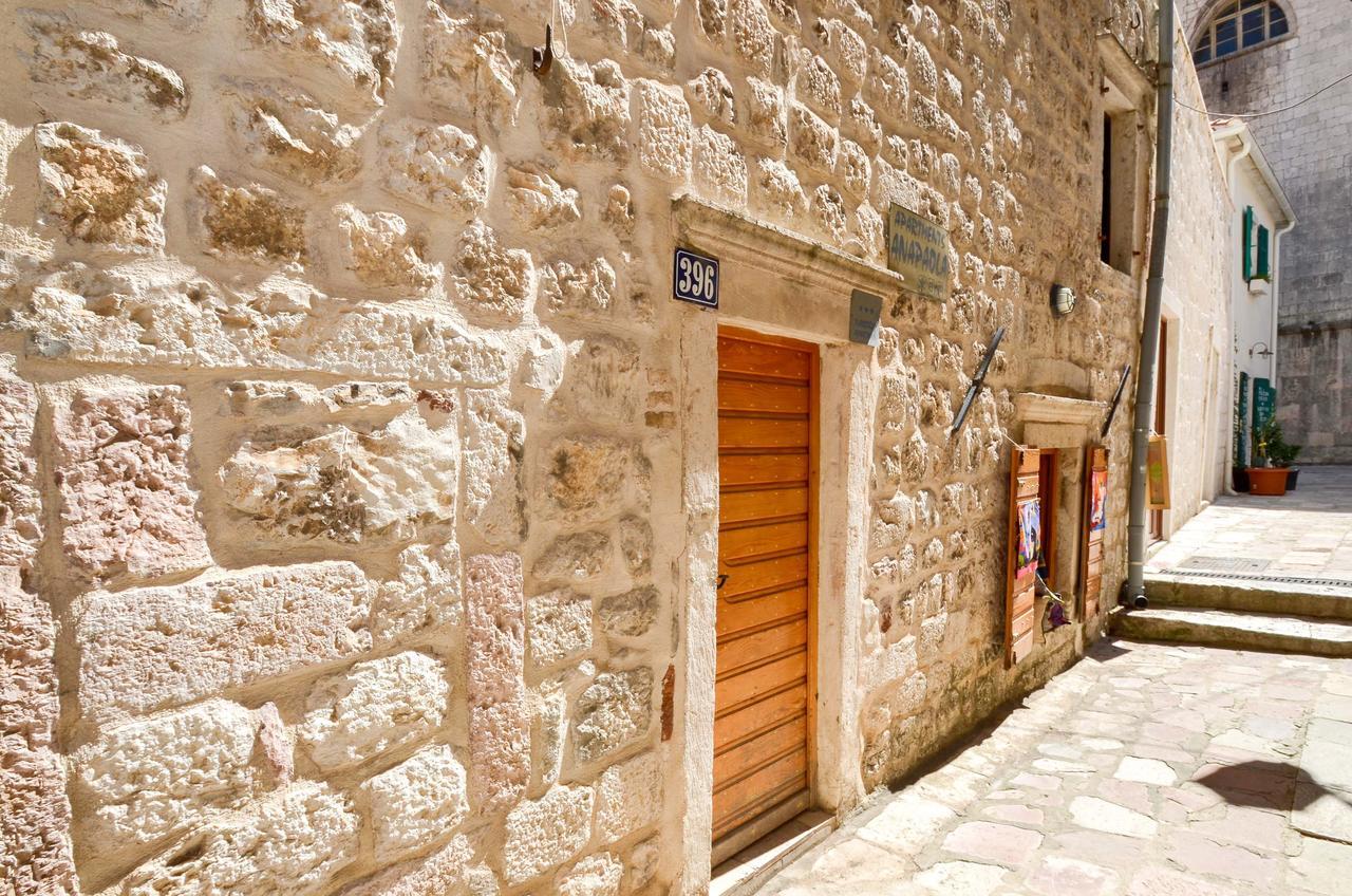 Apartment Ana Paola Kotor Luaran gambar