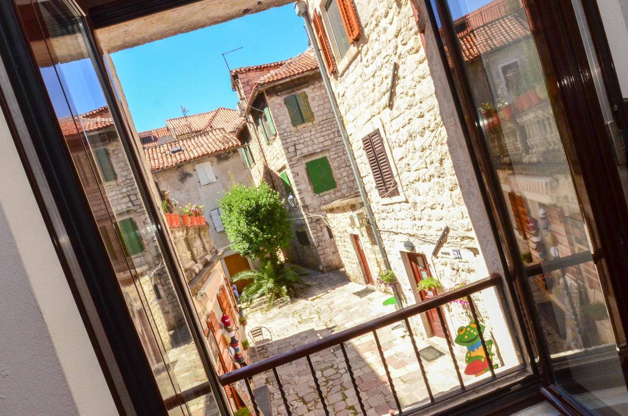 Apartment Ana Paola Kotor Luaran gambar